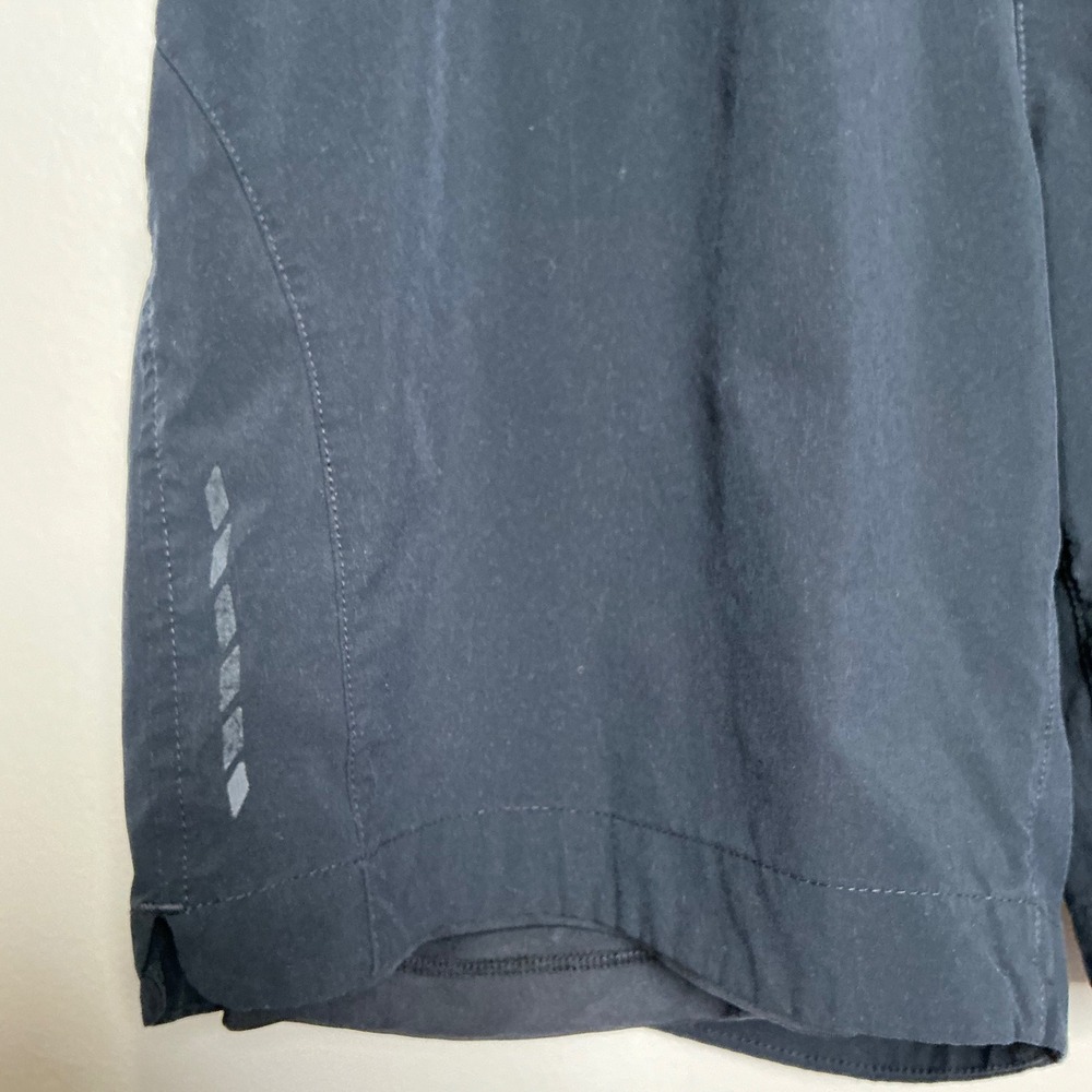 Rhone Running Shorts Mens Small Black Reflective Athletic Training Excellent - Picture 2 of 4